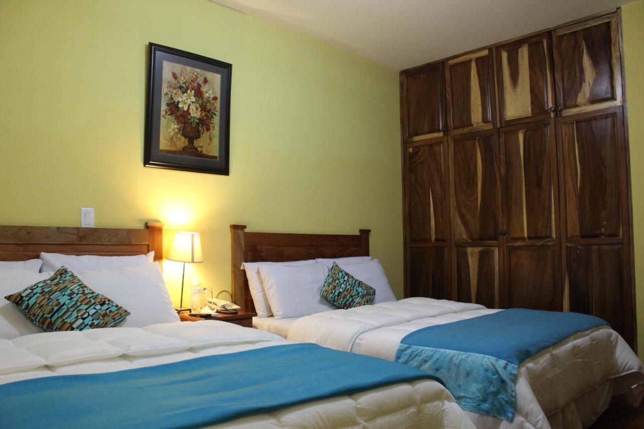 Hotel Villa Antigua サンサルバドル エクステリア 写真