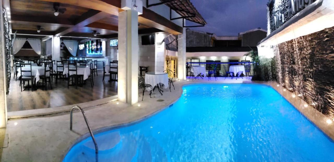 Hotel Villa Antigua サンサルバドル エクステリア 写真