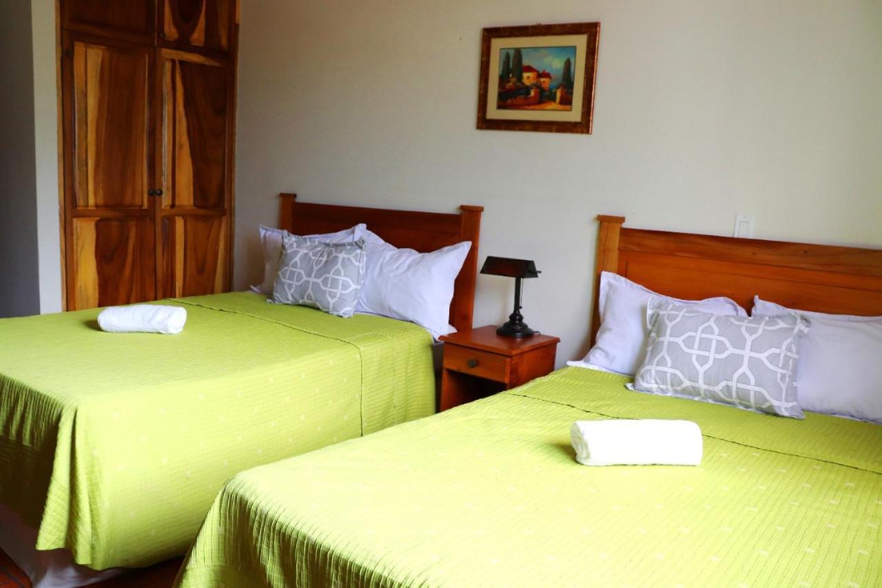 Hotel Villa Antigua サンサルバドル エクステリア 写真