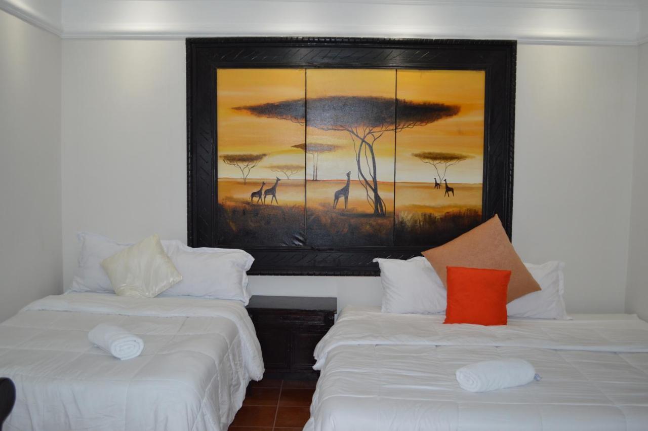 Hotel Villa Antigua サンサルバドル エクステリア 写真